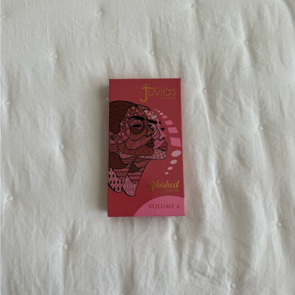 Juvia's Place Blushed Rouge Volume 4 in Pink